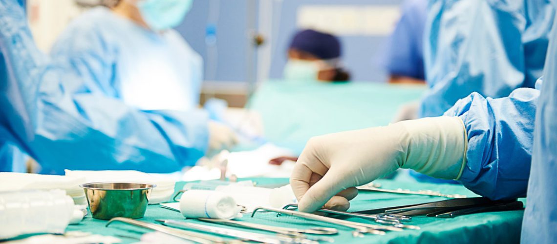 Basic equipment of the surgeon on the table