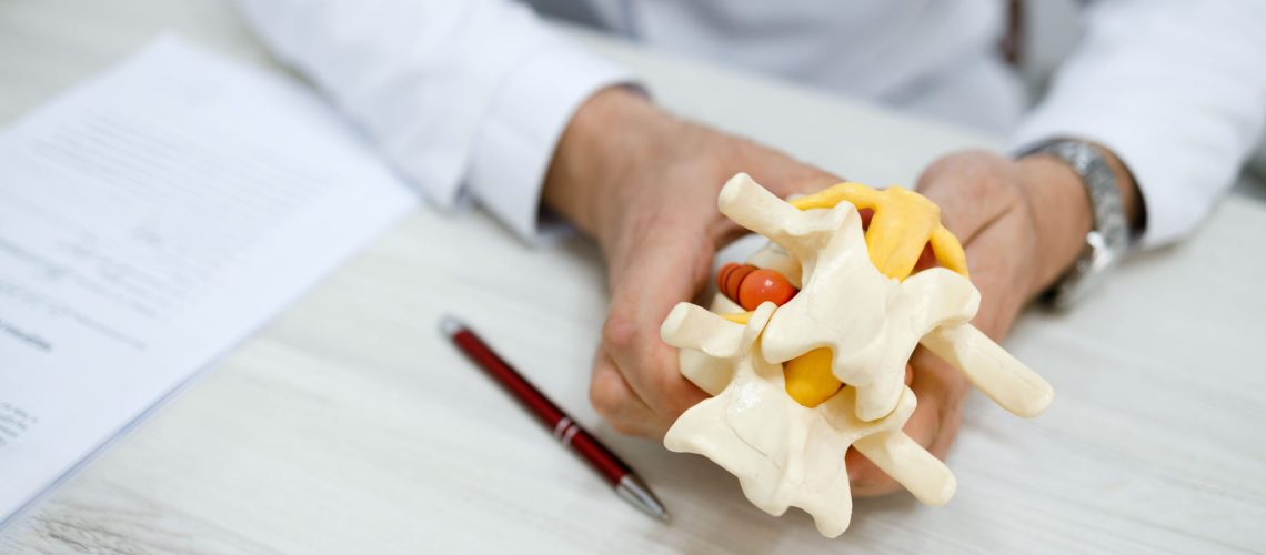 Diferenças entre Hérnia Inguinal, Umbilical e Epigástrica